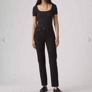 Levi's Women's Black High-Rise Straight Jeans